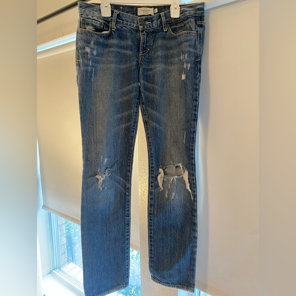 Jeans - Picture 2 of 3